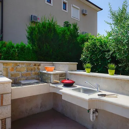 Apartamento Rozi Premantura